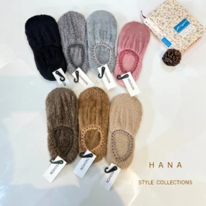 پاپوش پشمی دخترانه در 5 رنگ کاربردی و شیک- اکسسوری دخترانه مینیمال