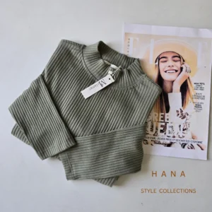 بلوز یقه ایستاده کبریتی سبز زنانه- لباس دخترانه مینیمال