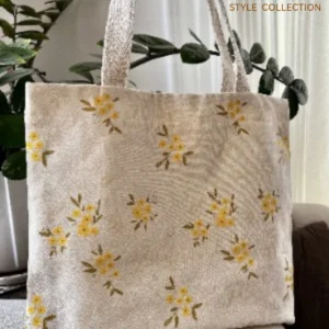 توت بگ متقال روشن با طرح گل نرگس مناسب استایل مینیمال - لباس دخترانه