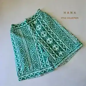 شلوارک طرحدار زنانه سبز مناسب استایل تابستانی- لباس دخترانه مینیمال