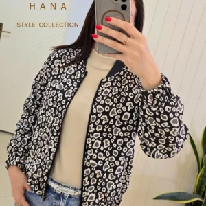 ست بامبرجکت میکرو مخملی آستردار طرحدار زنانه با بلوز یقه ایستاده مناسب فصل پاییز- لباس دخترانه