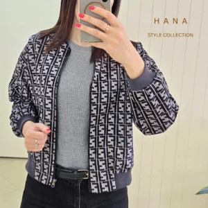 تنخور بامبرجکت مشکی میکرو مخملی آستردار طرحدار زنانه با طرح ورساچه مناسب فصل پاییز- لباس دخترانه شیک