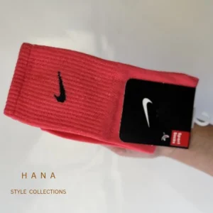 جوراب قرمز ساق بلند نایکی زنانه و مردانه مناسب استایل ورزشی- لباس دخترانه