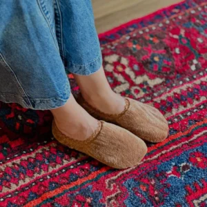 تنخور پاپوش پشمی دخترانه مناسب فصل پاییز و زمستان- اکسسوری پاییزی