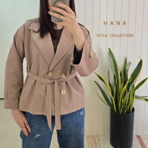 ترنچ‌کت کوتاه نسکافه ای زنانه کمر دار مناسب استایل پاییزه- لباس دخترانه