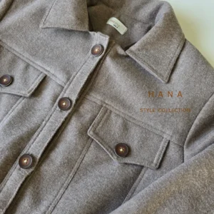 کراپ کت فوتر زنانه کالباسی تیره با جزییات جیب و دوخت، لباس دخترانه