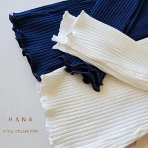 بلوز دخترانه کبریتی یقه ایستاده ژوله در دو رنگ سورمه ای و سفید با جزییات آستین، لباس زنانه