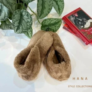 پاپوش پشمی نیم ساق نسکافه ای دخترانه، لباس زنانه