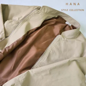 بامبر دخترانه جنس کتان زارا رنگ کرم از نمای یقه- استایل پاییزی زنانه