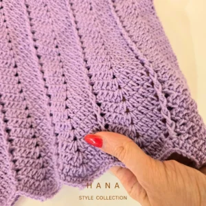 تاپ قلاب بافی زنانه یقه هفت رنگ یاسی با جزییات طرح و جنس- لباس دخترانه مینیمال